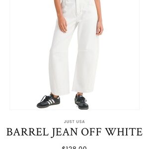 Brand New with tags Just USA Off White Barrel Jeans size 10.